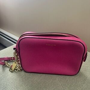 Coach Wristlet Vintage Pink